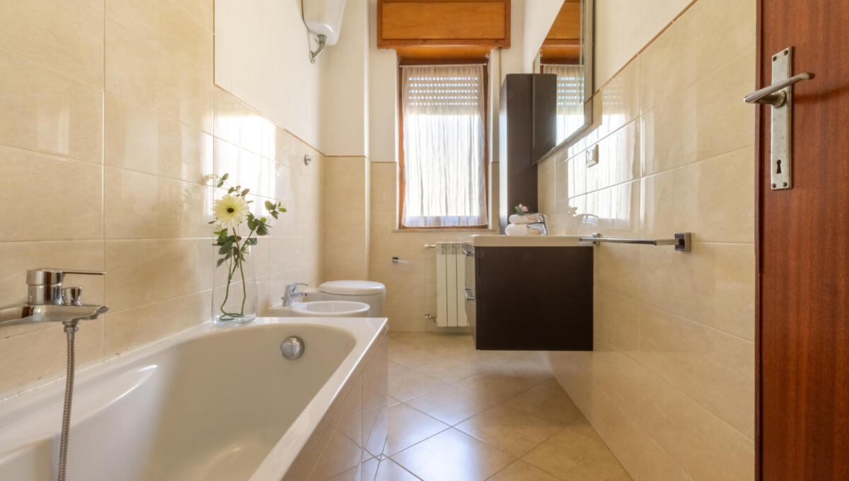 12 Via Umbria (17)
